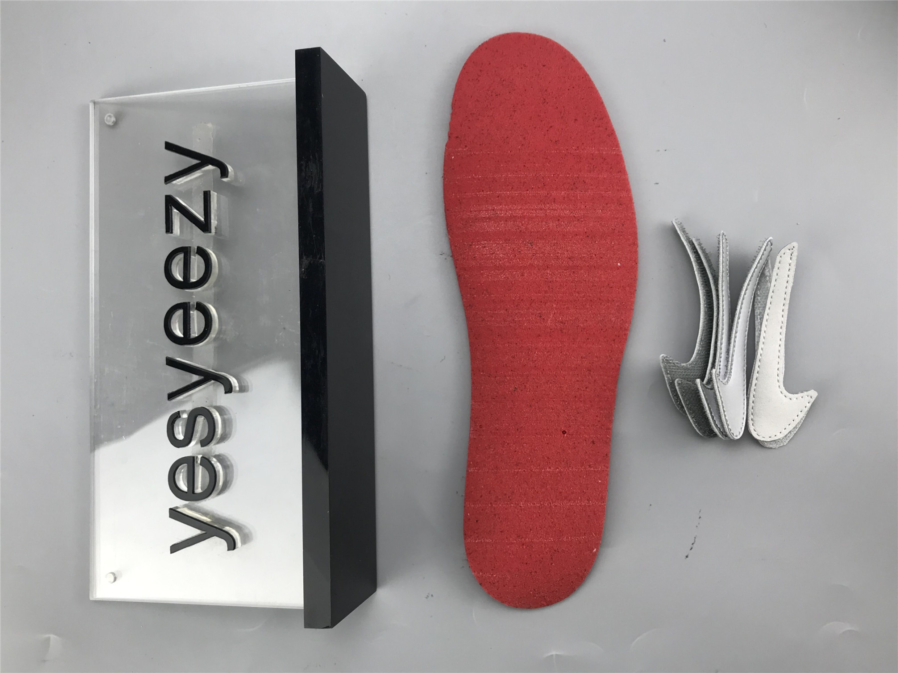 UA AIR JORDAN 3 RETRO TINKER 