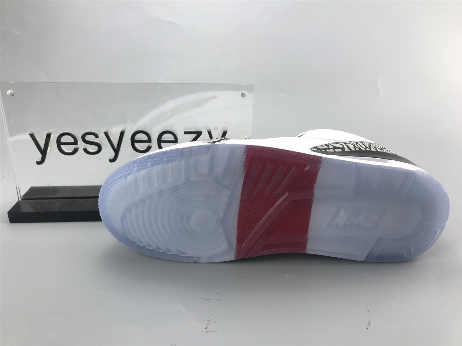 UA AIR JORDAN 3 RETRO NRG 