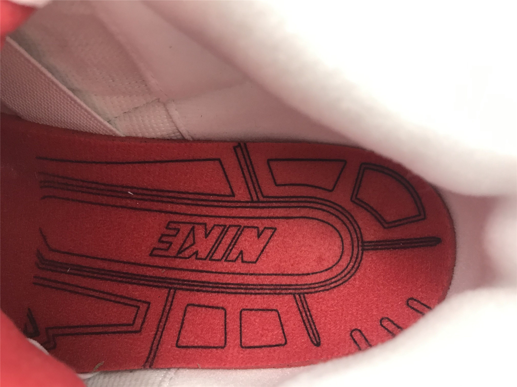 UA AIR JORDAN 3 RETRO NRG 