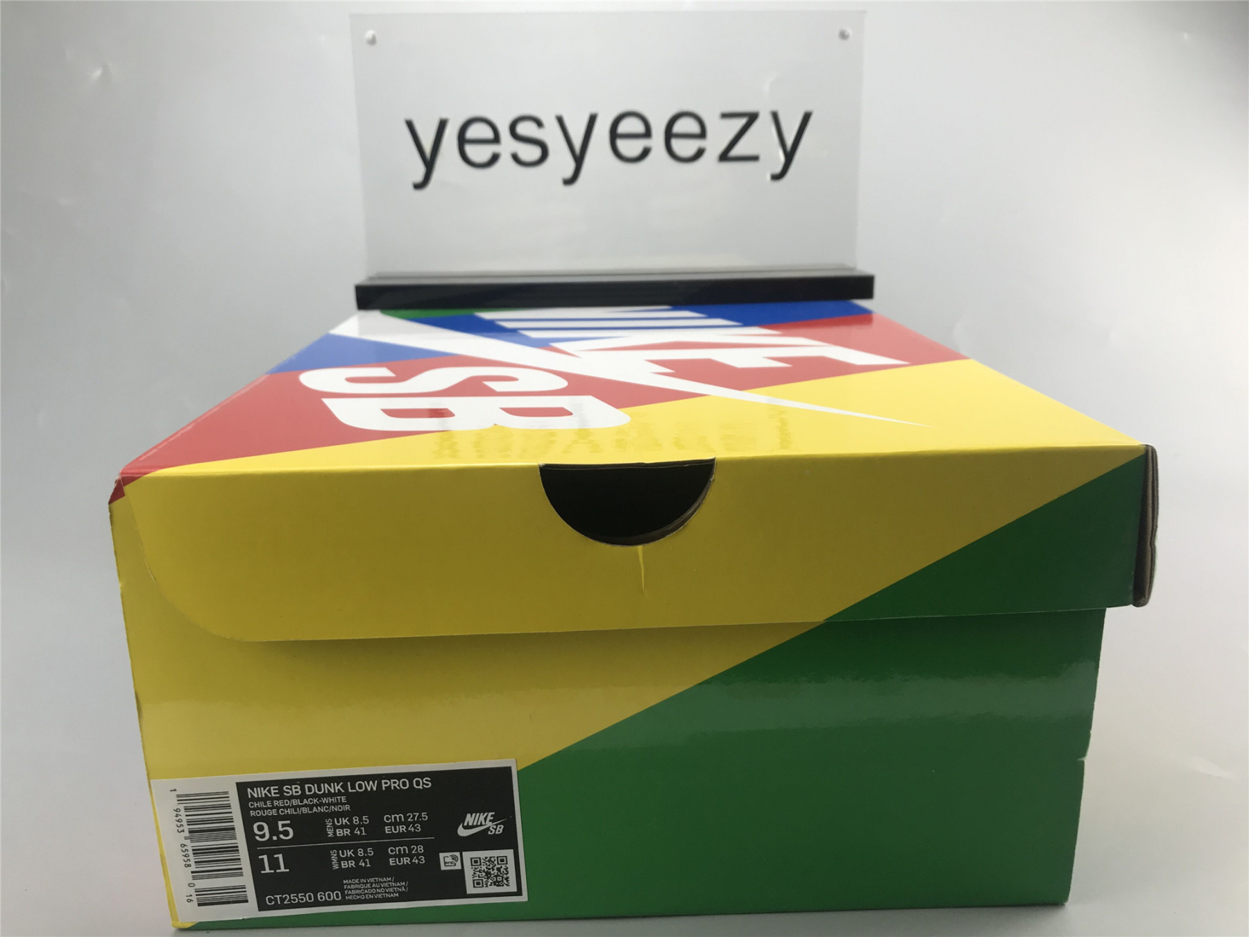 UA NIKE FRAME SKATE X DUNK LOW SB "HABIBI"