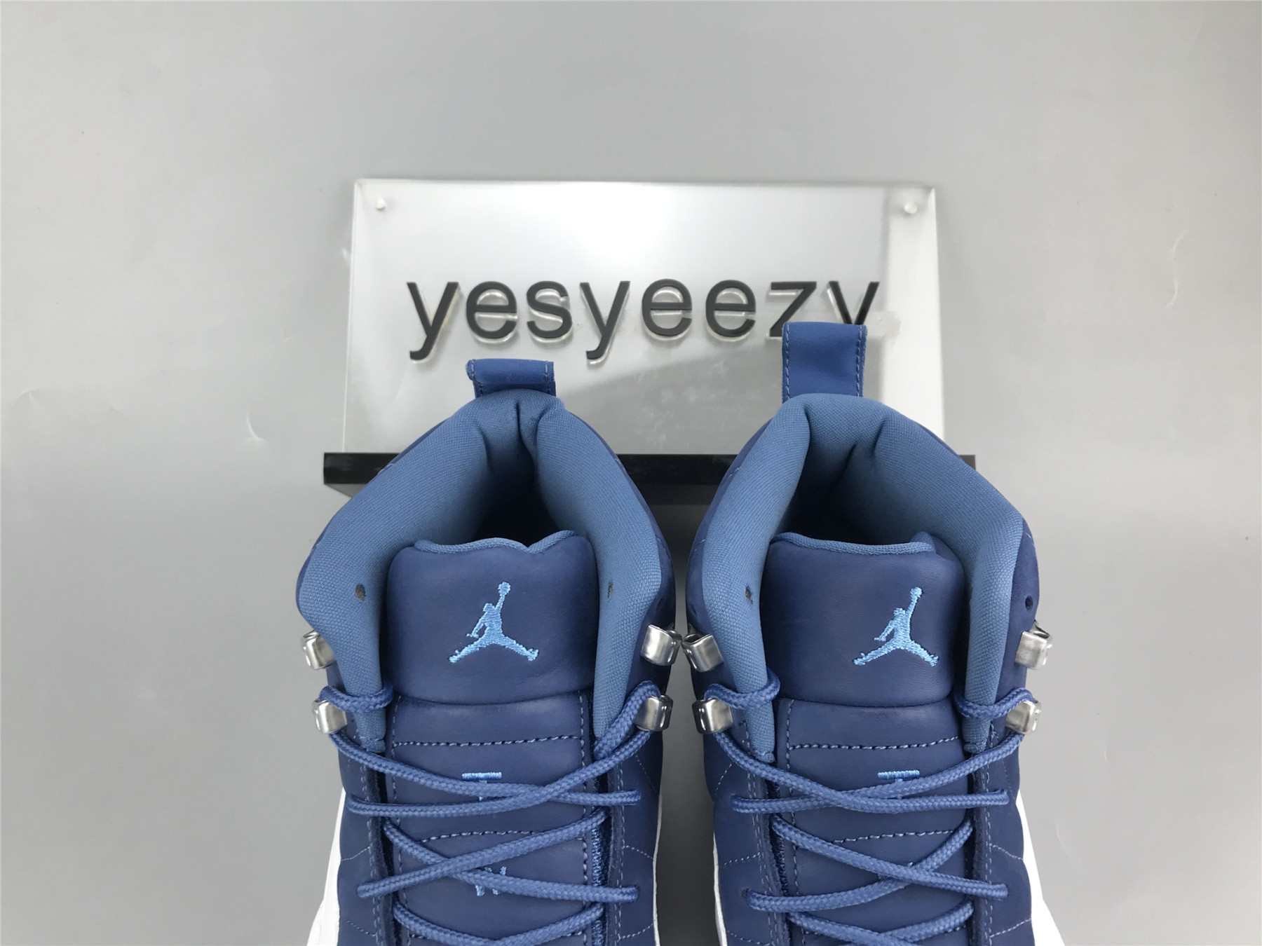 UA AIR JORDAN 12 RETRO 