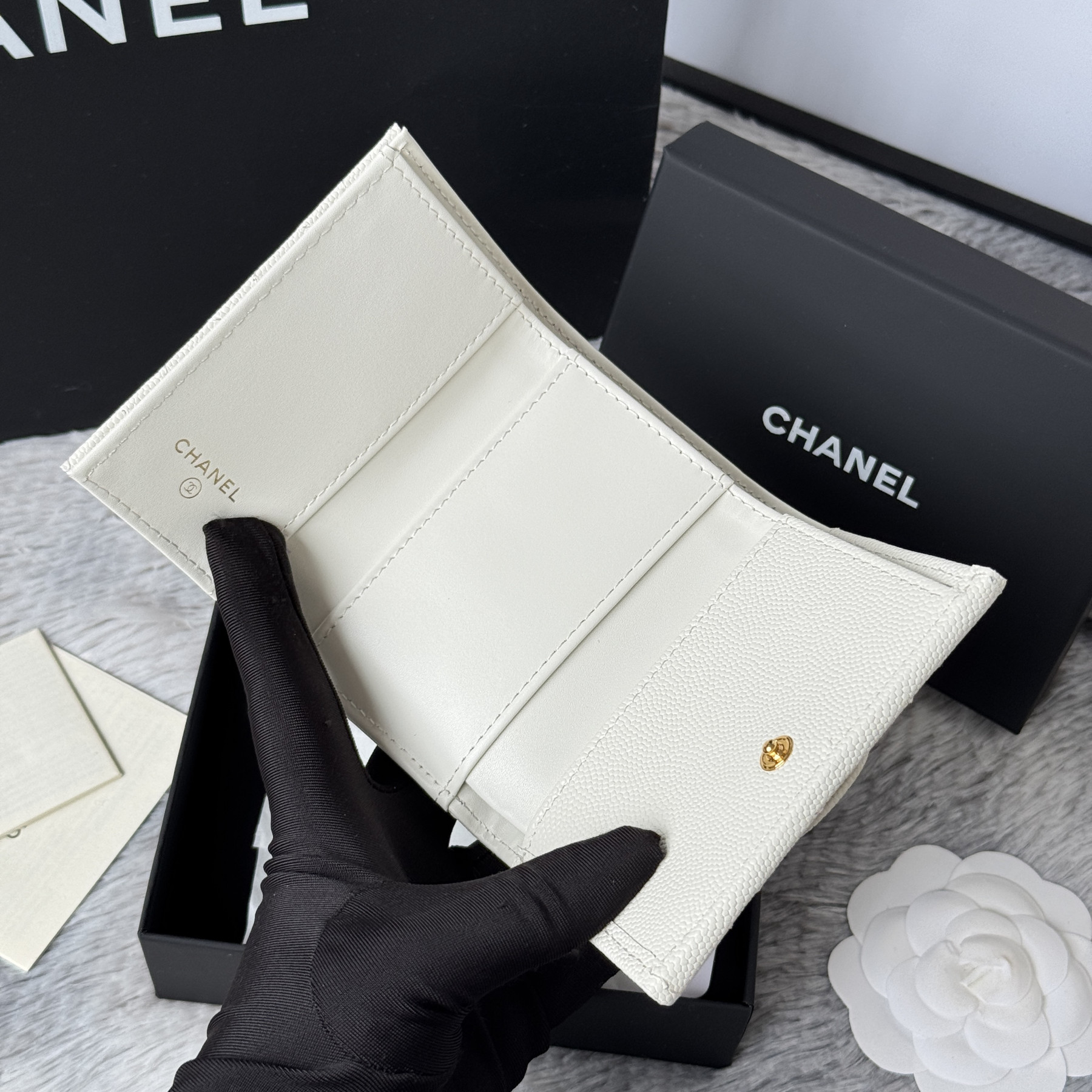 Ch**el card holder 10.5x7.5x3cm