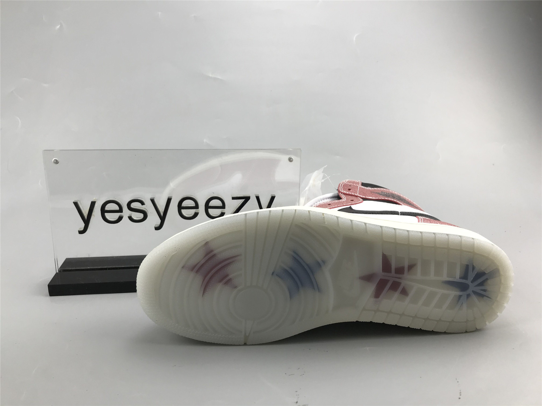 UA TROPHY ROOM X AIR JORDAN 1 RETRO HIGH OG SP 