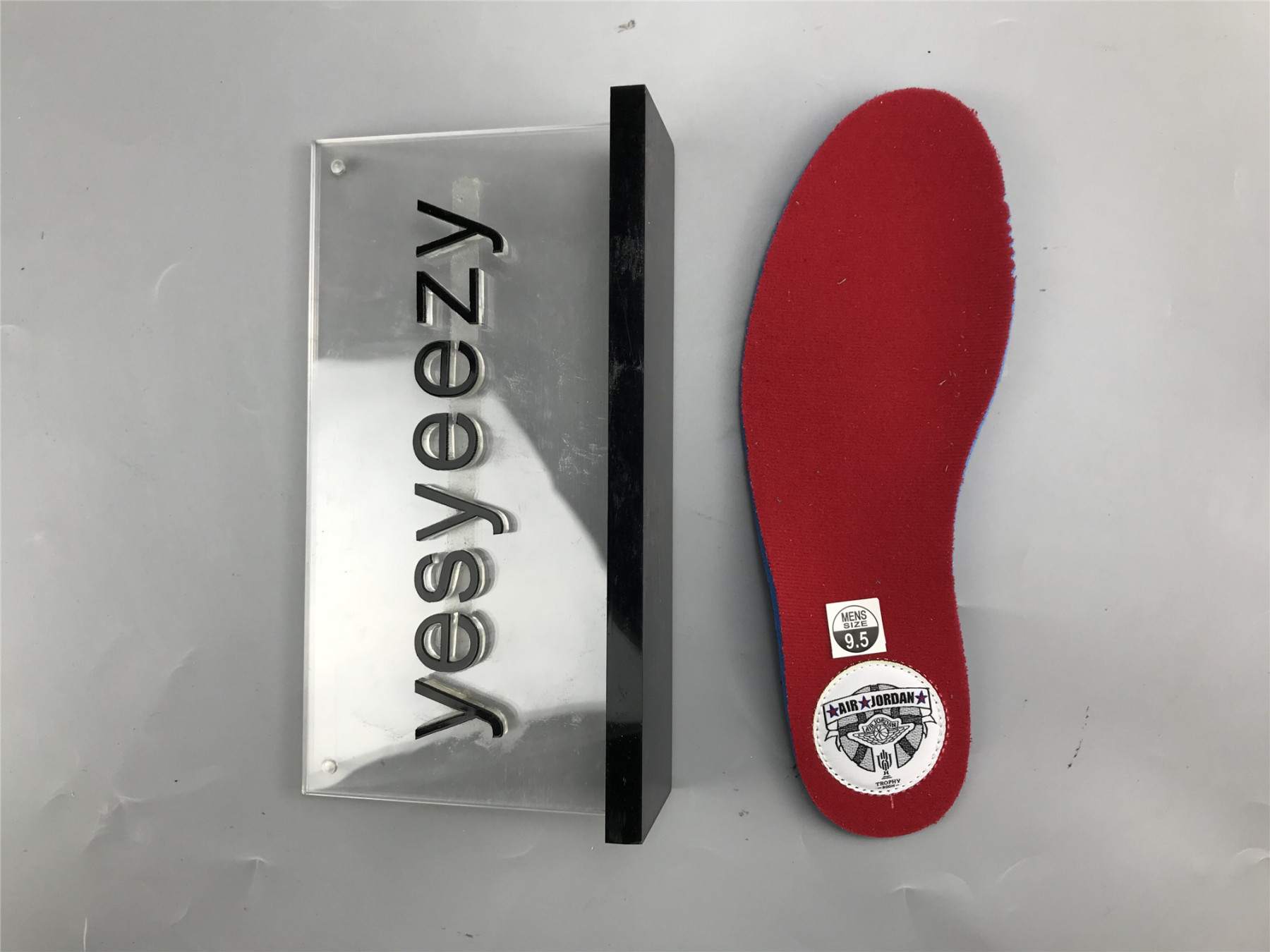 UA TROPHY ROOM X AIR JORDAN 1 RETRO HIGH OG SP 