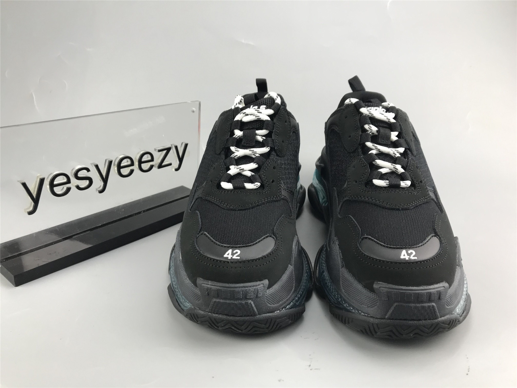 UA TRIPLE S CLEAR SOLE SNEAKER BLACK LAKE BLUE