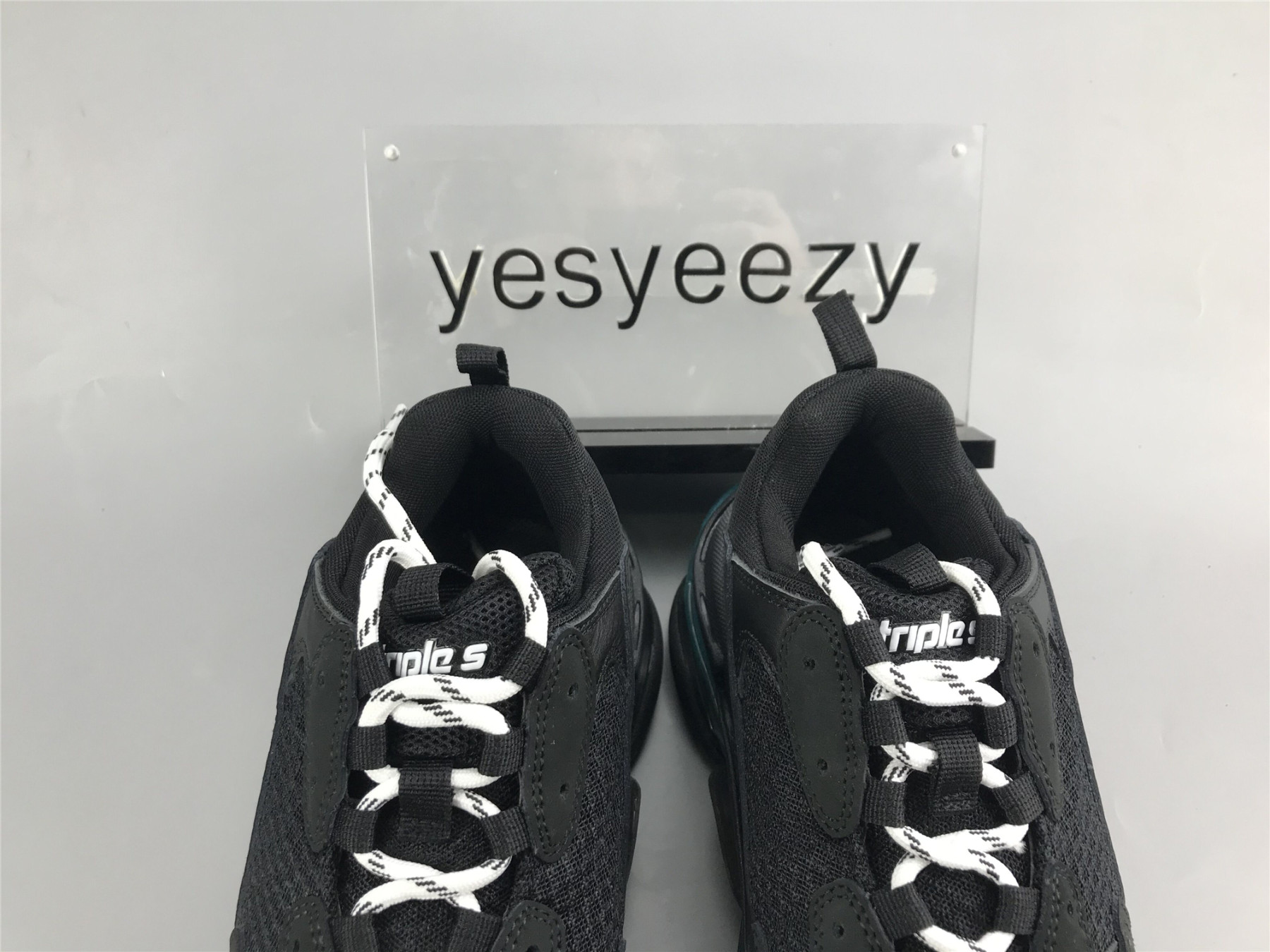 UA TRIPLE S CLEAR SOLE SNEAKER BLACK LAKE BLUE