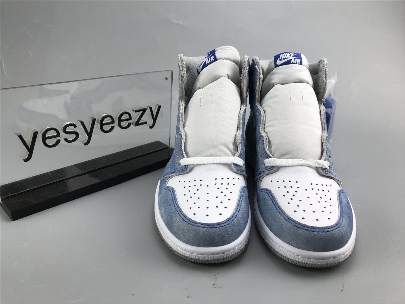 UA AIR JORDAN 1 RETRO HIGH OG 