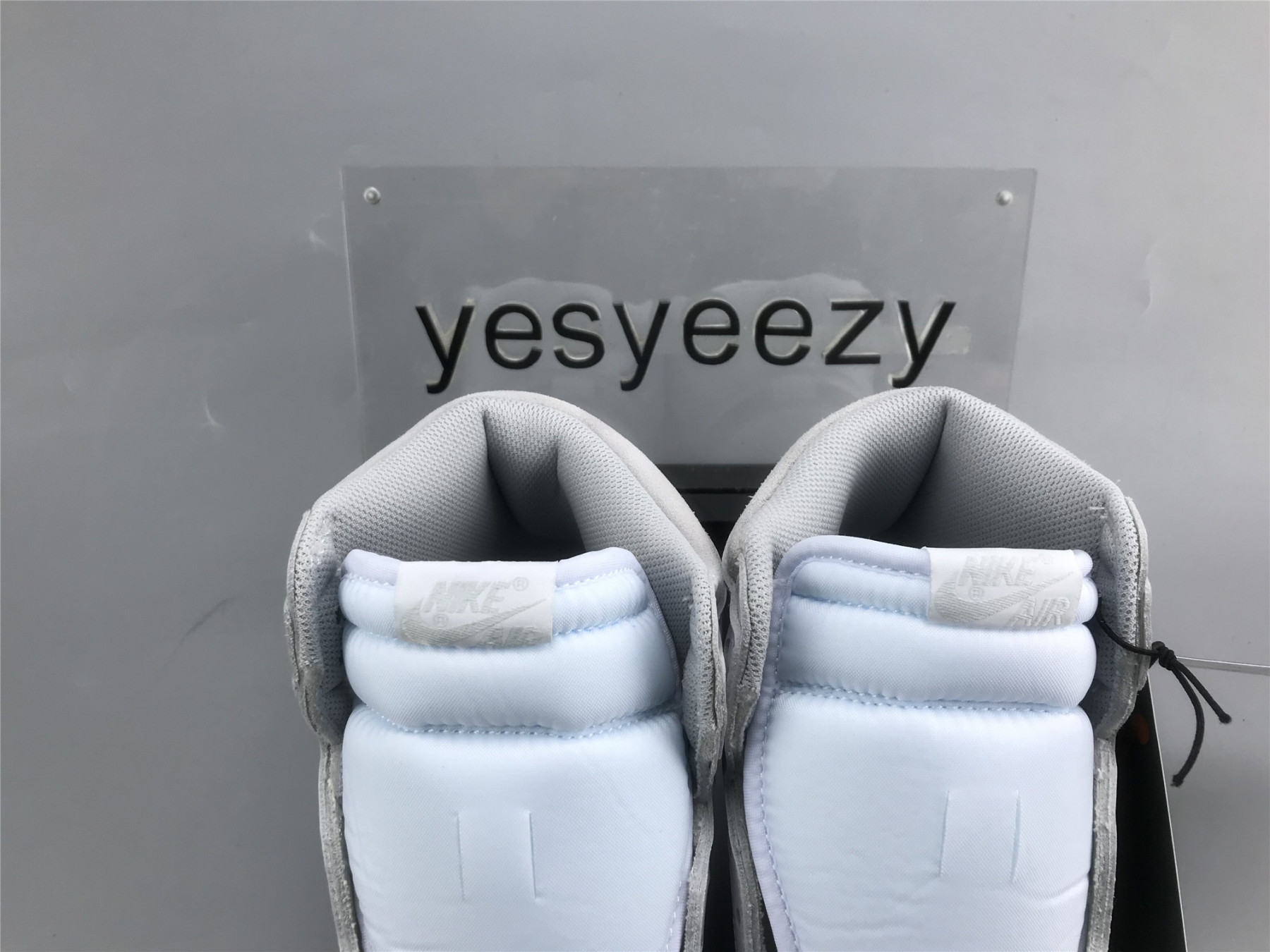 UA AIR JORDAN 1 RETRO HIGH 