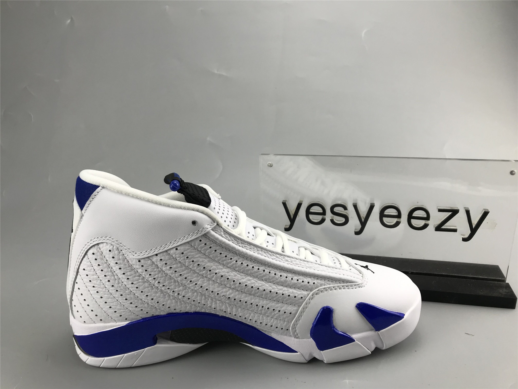 UA AIR JORDAN 14 RETRO 