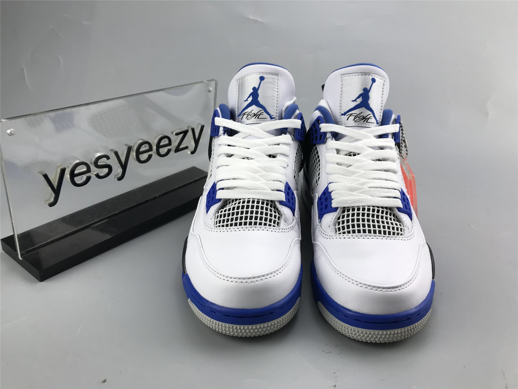 UA AIR JORDAN 4 RETRO 