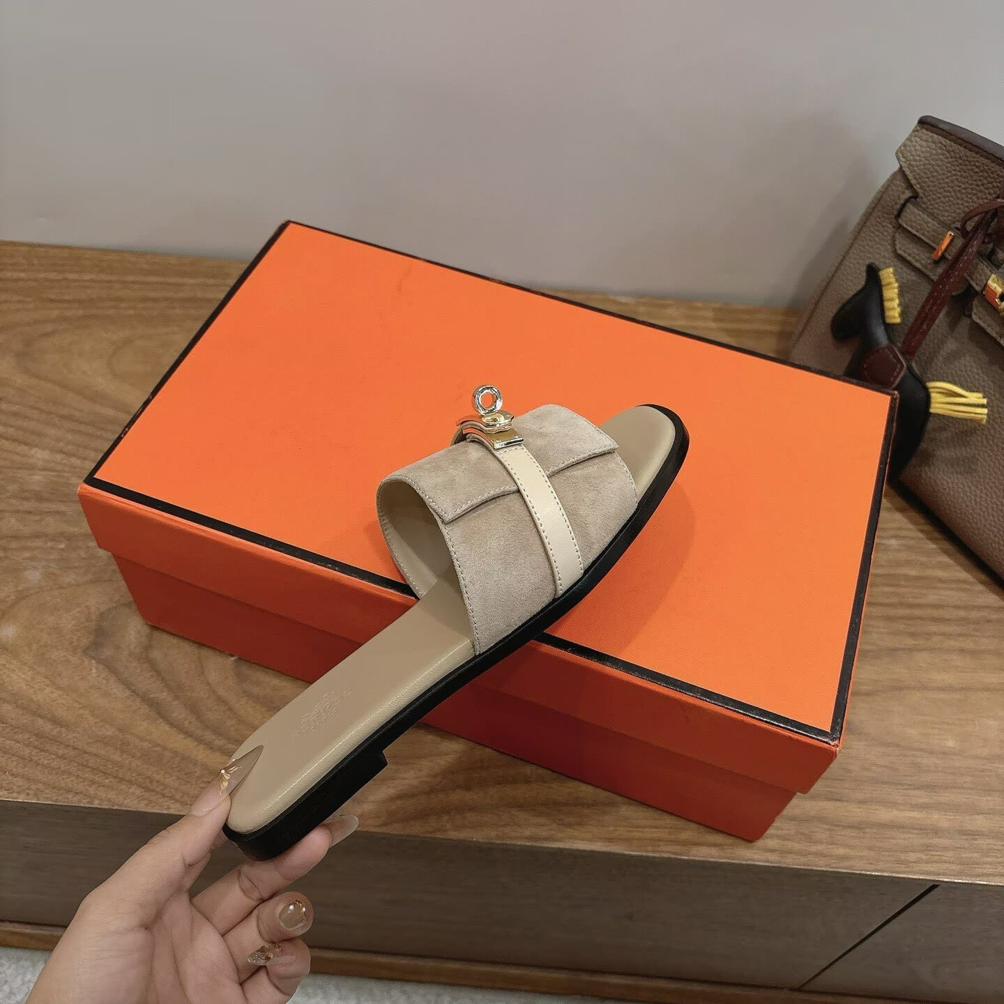 UA Hermès Giulia Sandal