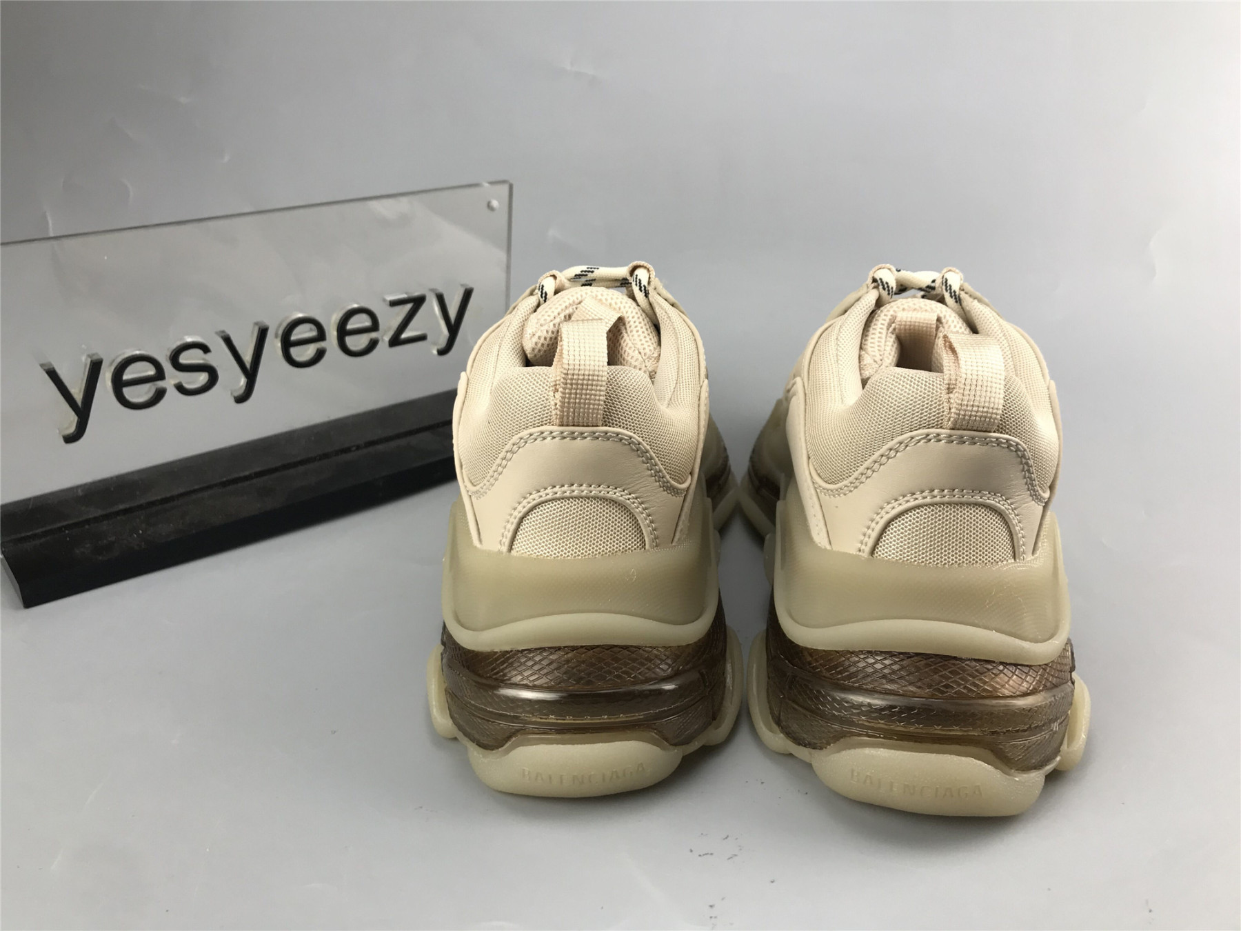 UA TRIPLE S CLEAR SOLE SNEAKER NUDE