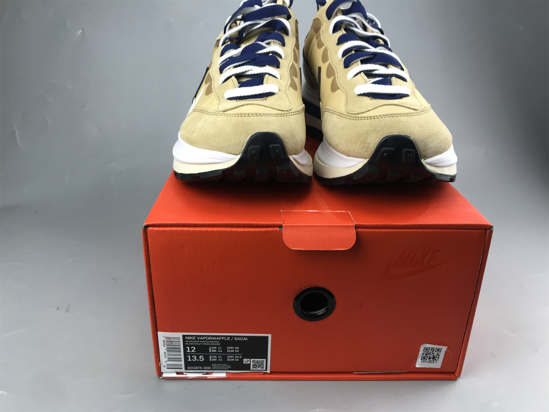 UA NIKE SACAI X VAPORWAFFLE 
