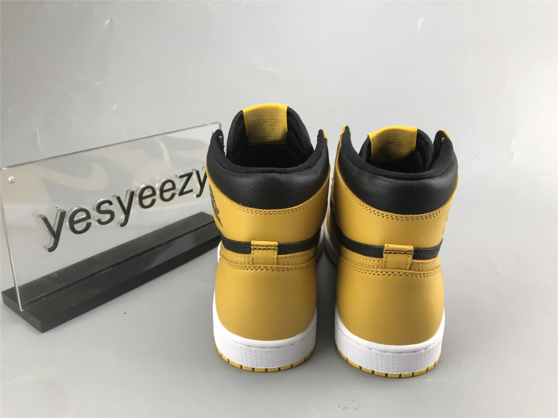 UA AIR JORDAN 1 HIGH RETRO OG 