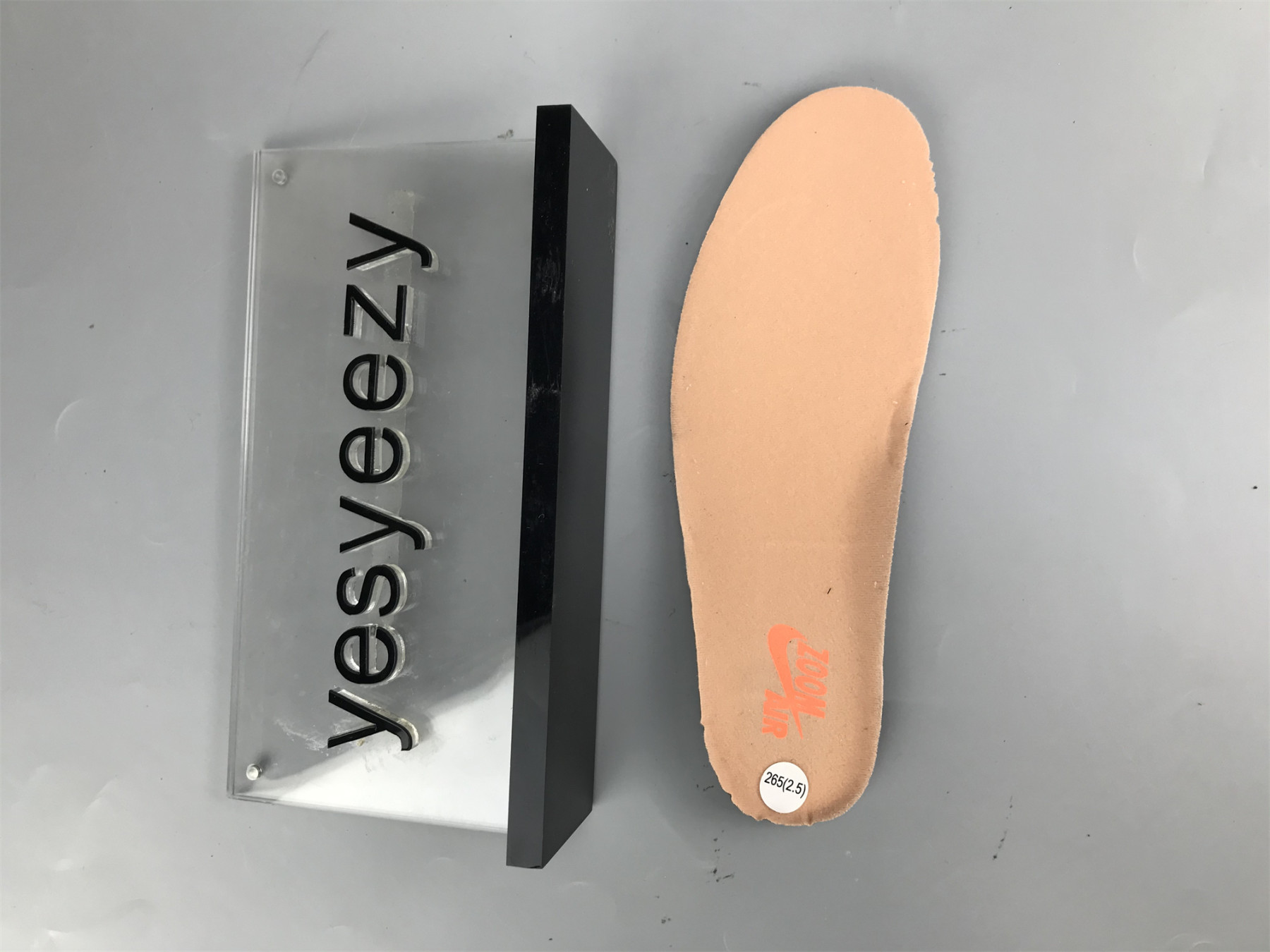 UA AIR JORDAN 1 HIGH SWITCH 