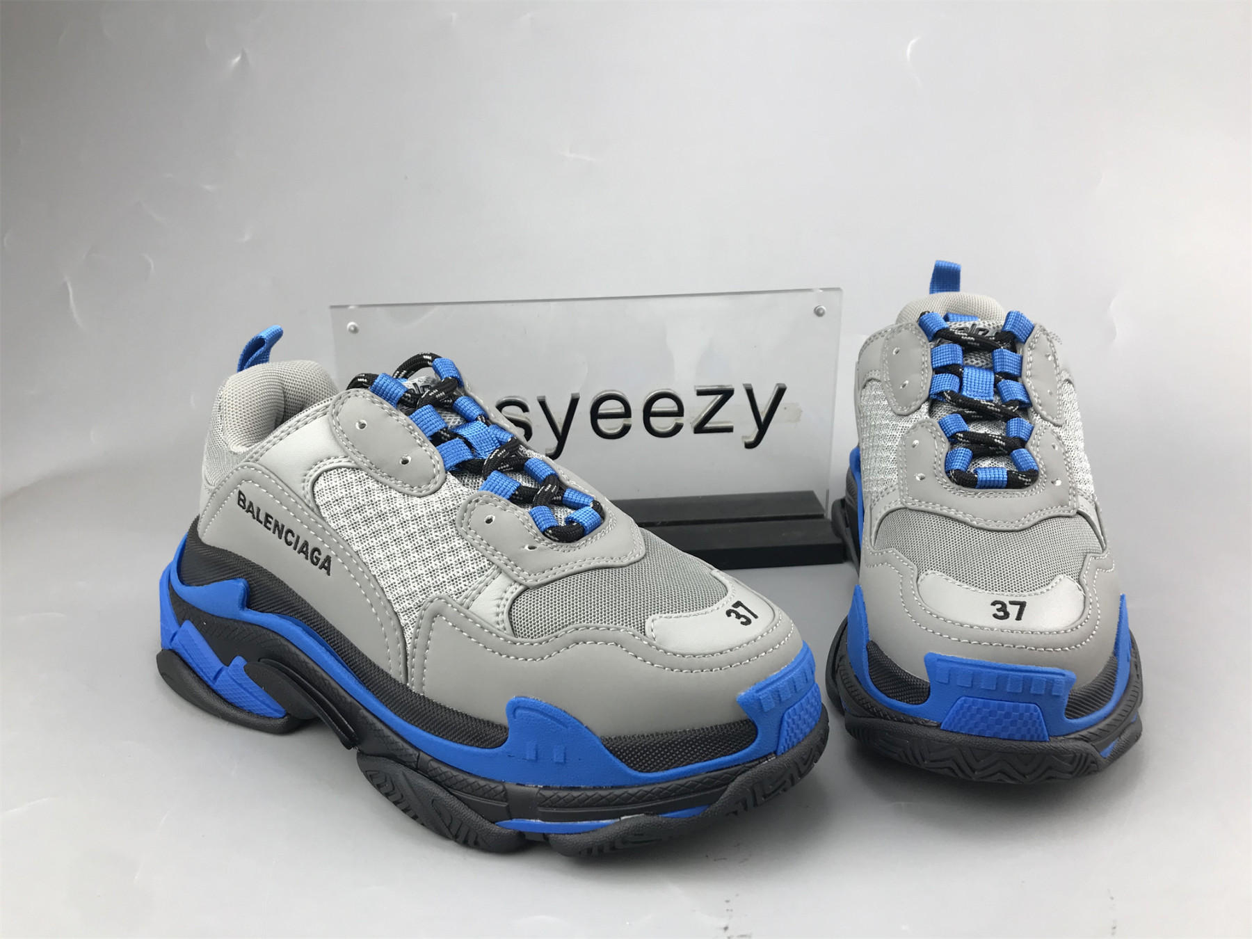 UA TRIPLE S CLEAR SOLE ASH ROYAL