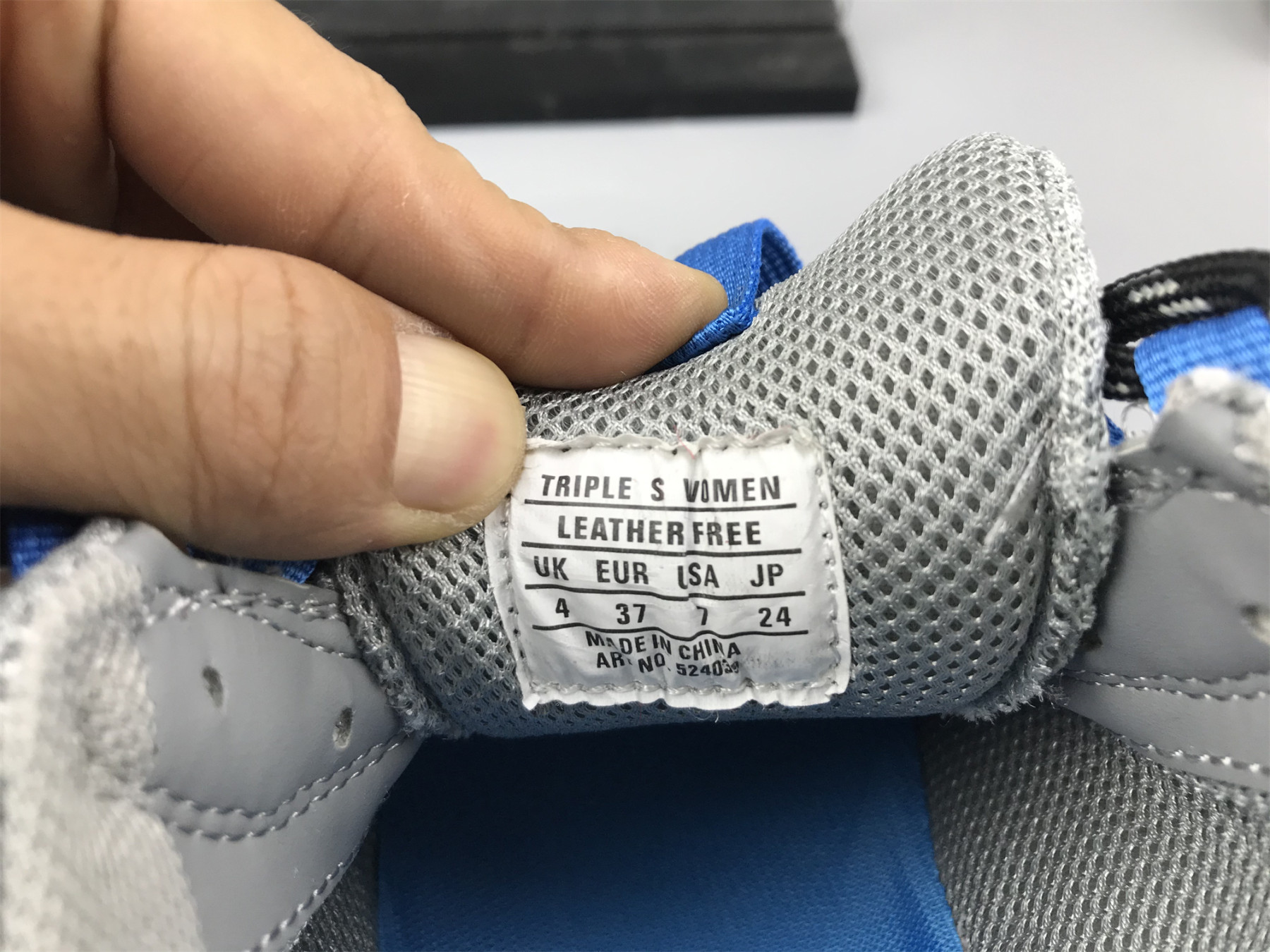 UA TRIPLE S CLEAR SOLE ASH ROYAL