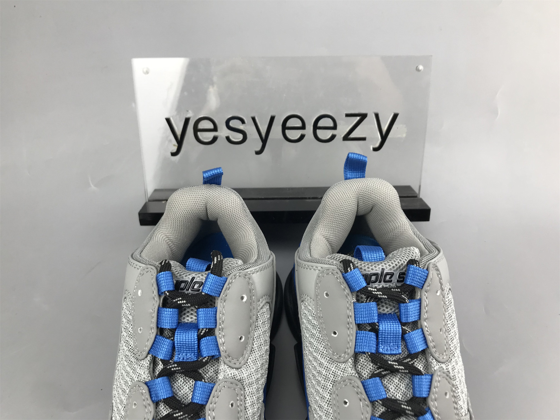 UA TRIPLE S CLEAR SOLE ASH ROYAL