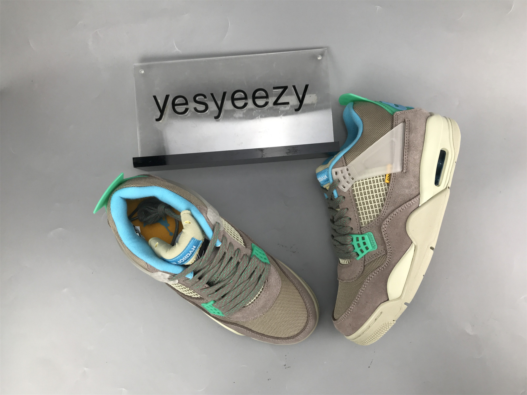 UA AIR JORDAN 4 RETRO SP 30th ANNIVERSARY UNION TAUPE HAZE