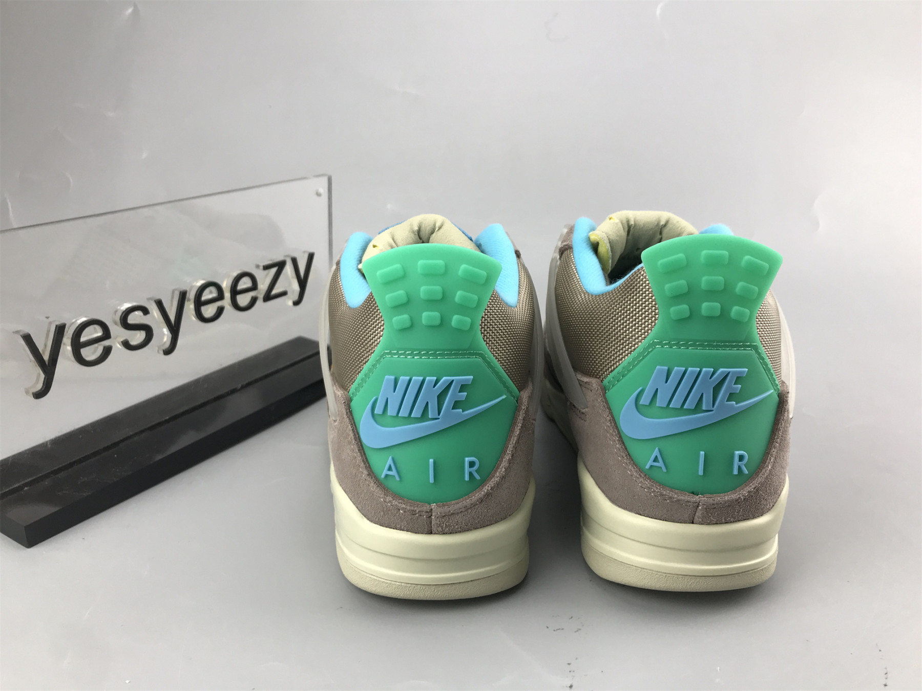 UA AIR JORDAN 4 RETRO SP 30th ANNIVERSARY UNION TAUPE HAZE