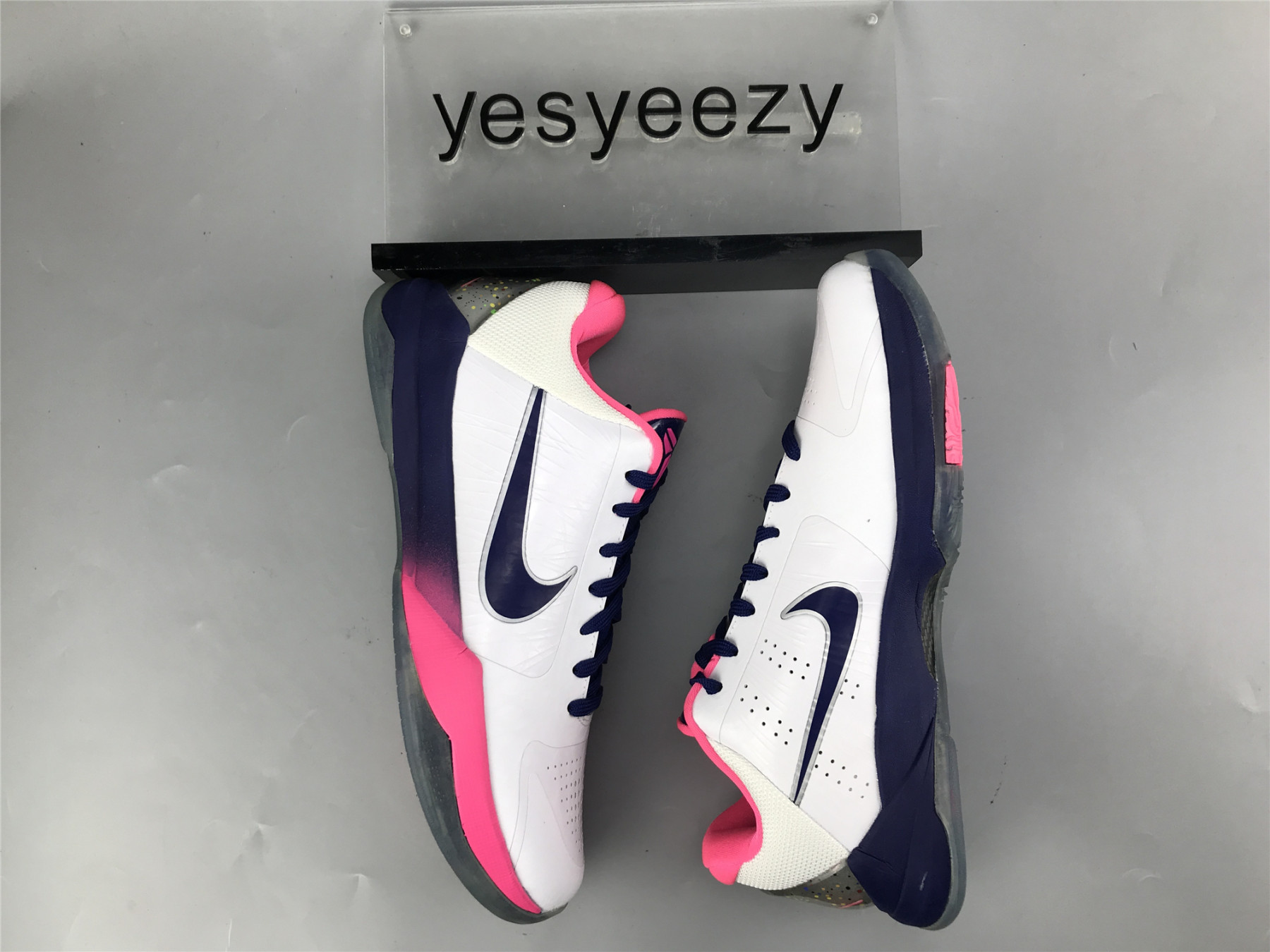 UA NIKE ZOOM KOBE 5 PROTRO 