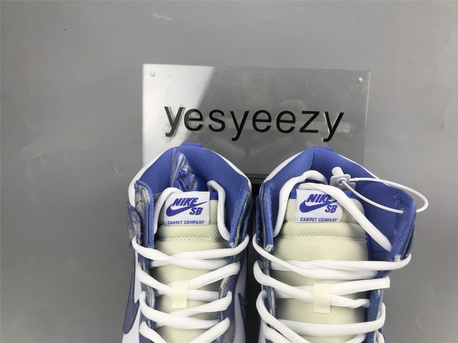 UA NIKE CARPET COMPANY X DUNK HIGH SB