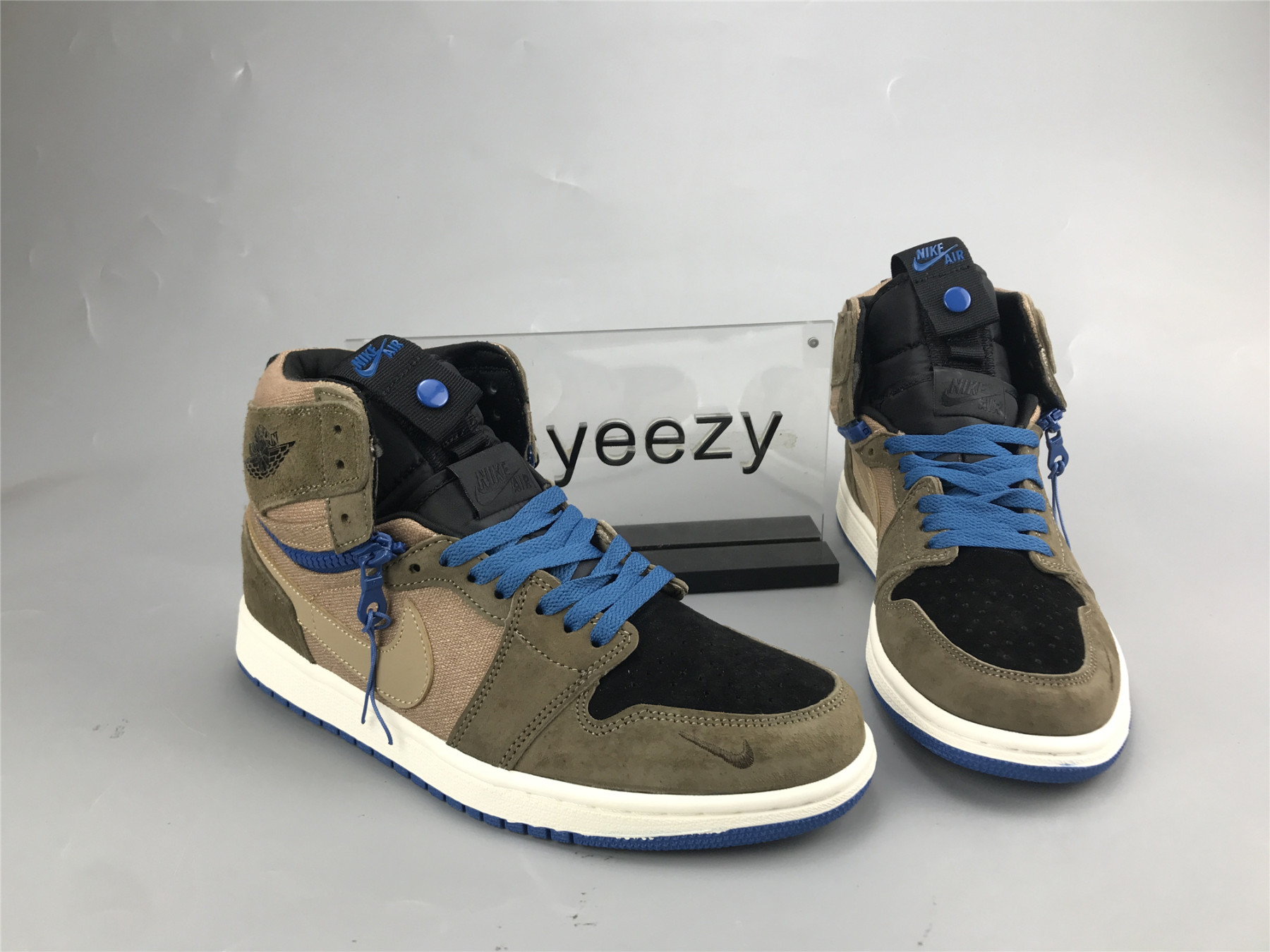 UA AIR JORDAN 1 HIGH SWITCH BLACK BROWN BLUE