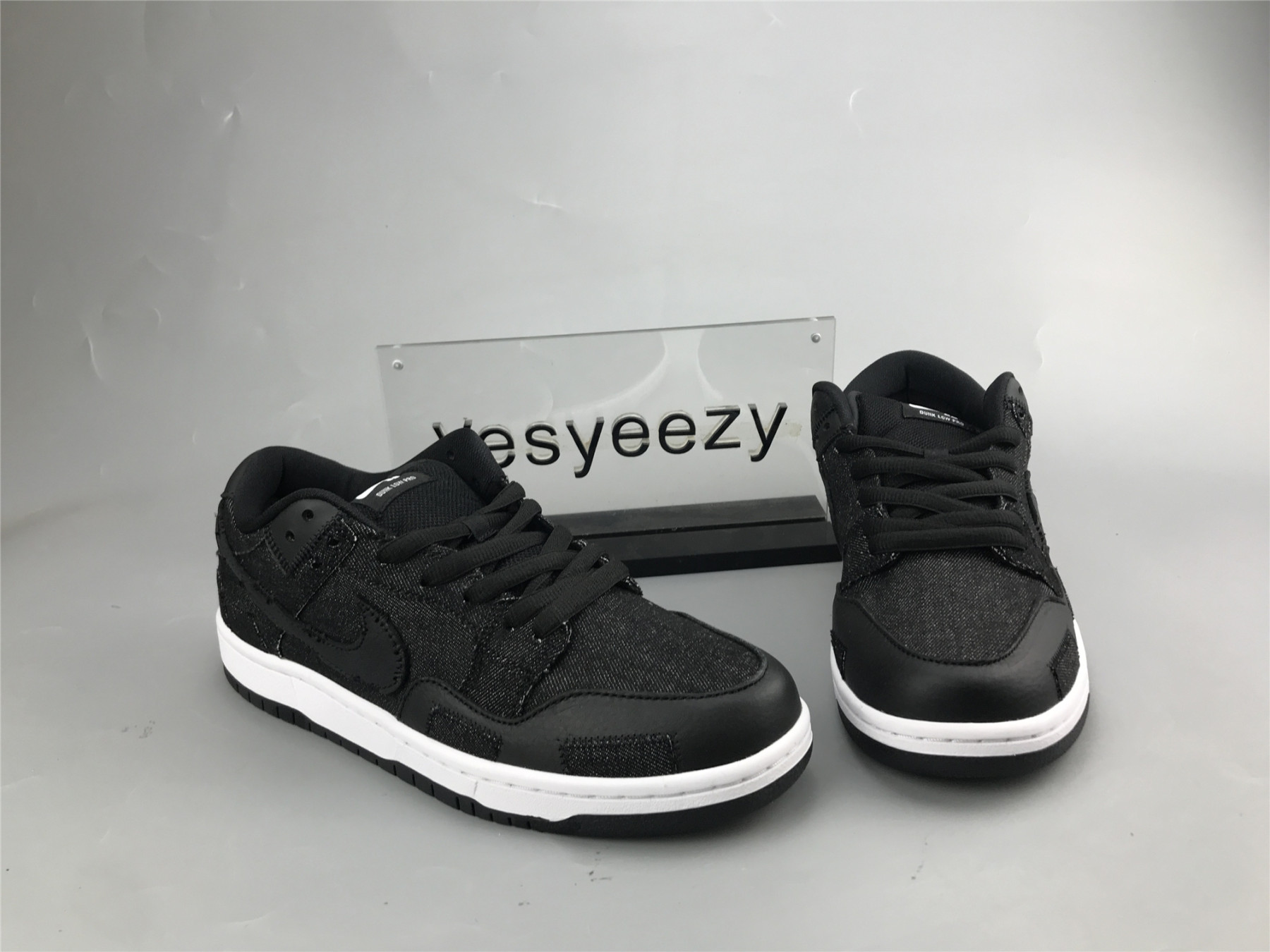 UA NIKE WASTED YOUTH X DUNK LOW SB 