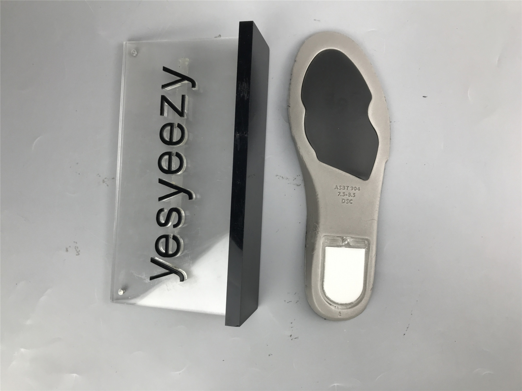 UA NIKE WASTED YOUTH X DUNK LOW SB 