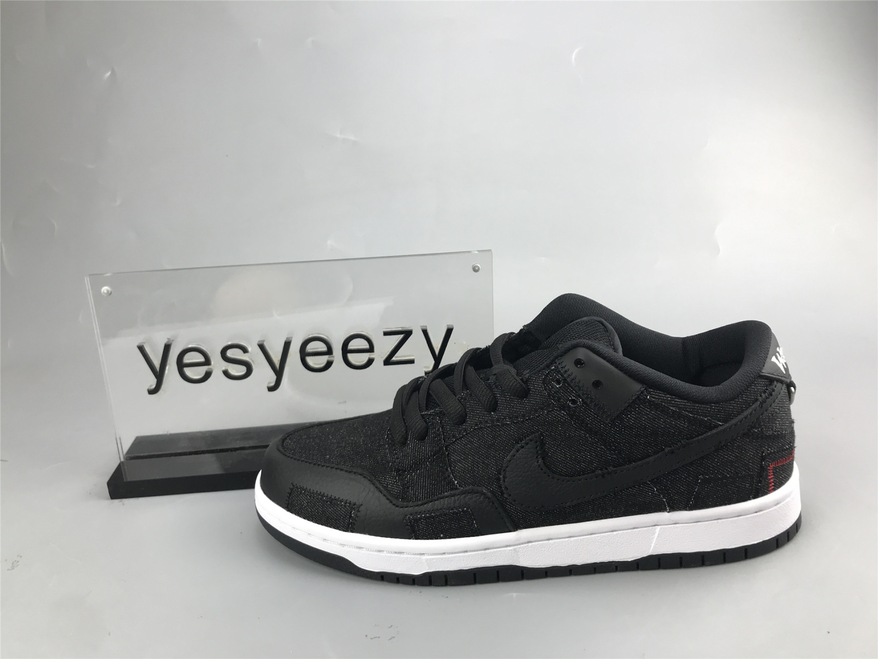 UA NIKE WASTED YOUTH X DUNK LOW SB 