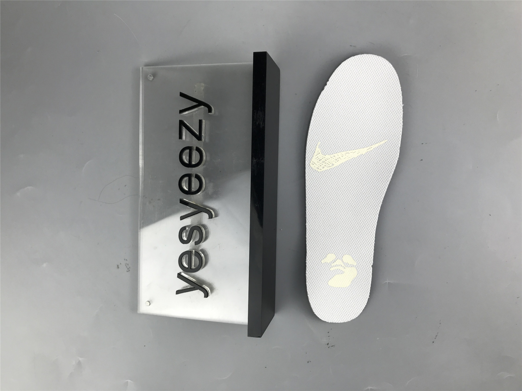 UA NIKE OFF-WHITE X DUNK LOW 