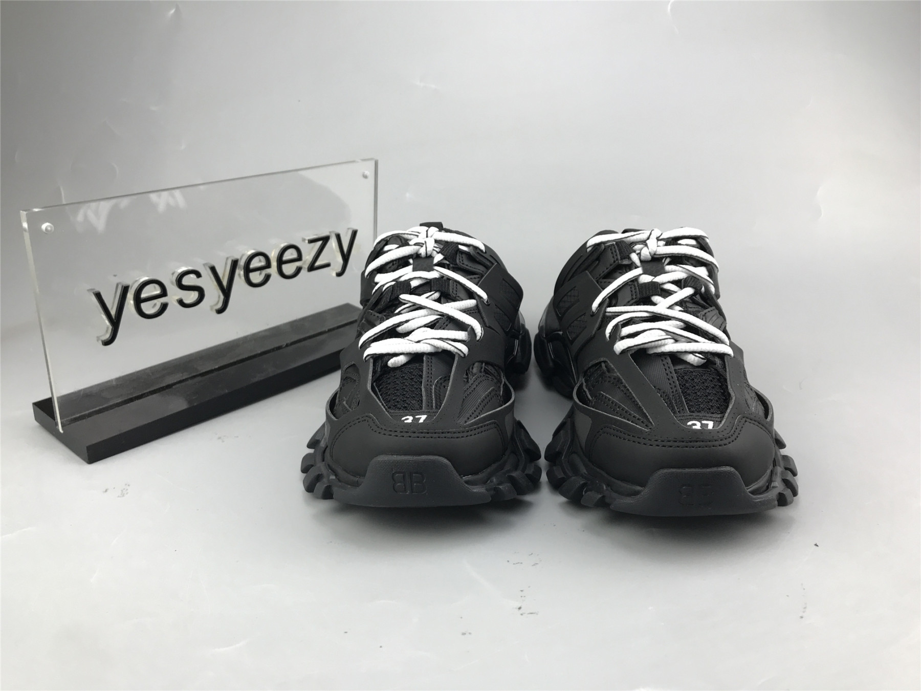 UA TRACK MULE BLACK