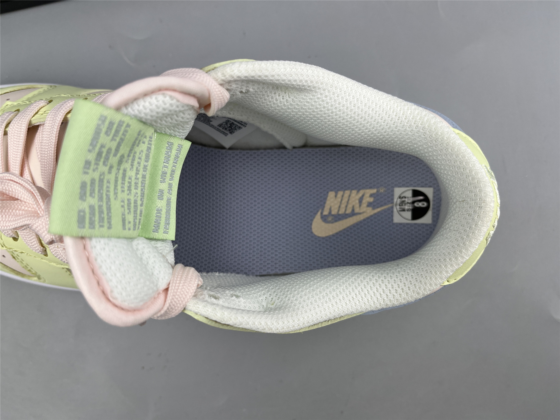 UA NIKE WMNS DUNK LOW 