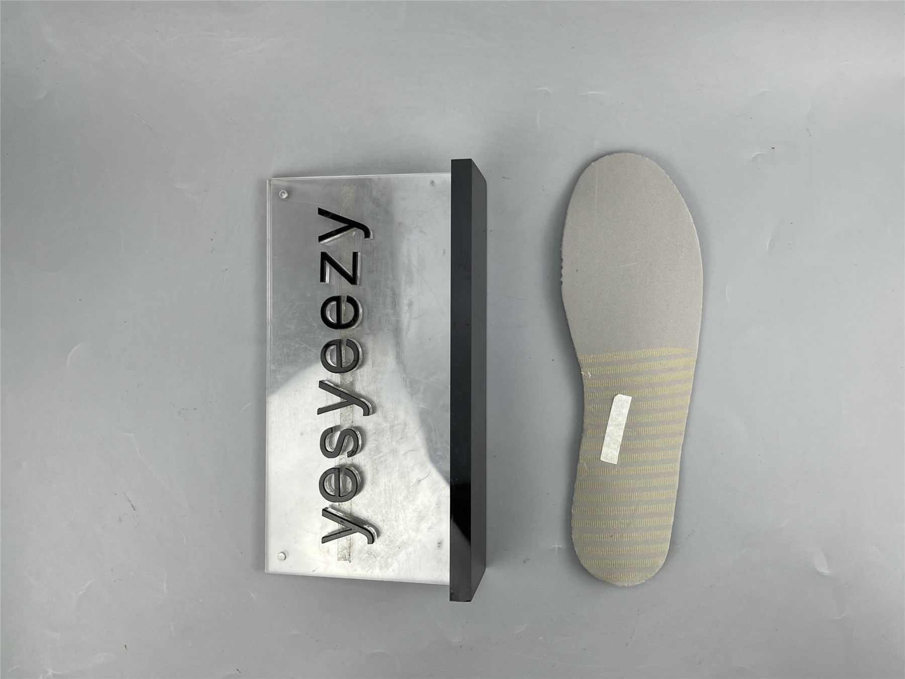 UA NIKE WMNS DUNK LOW 