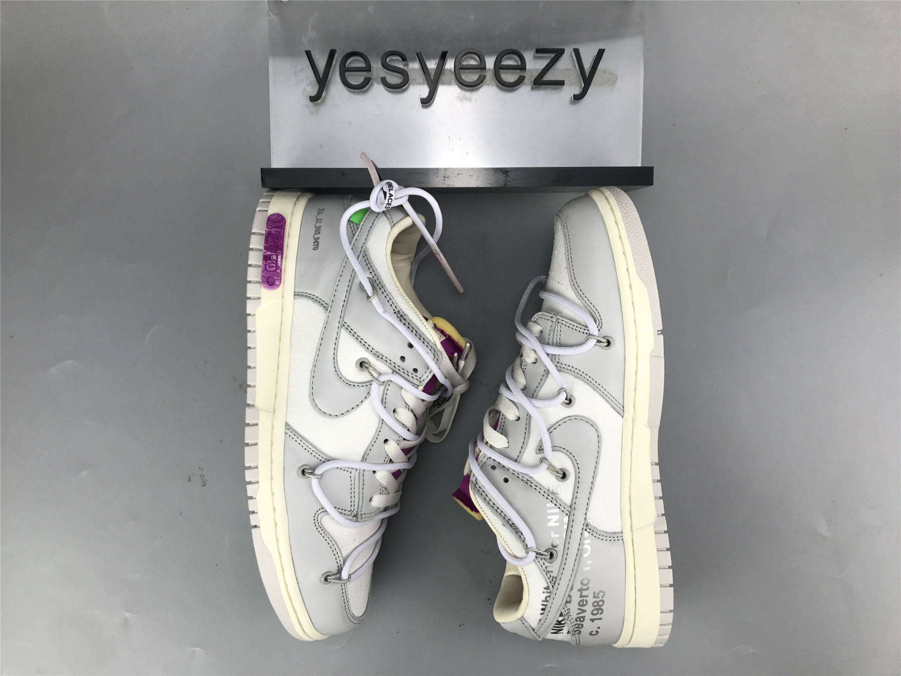 UA NIKE OFF-WHITE X DUNK LOW 