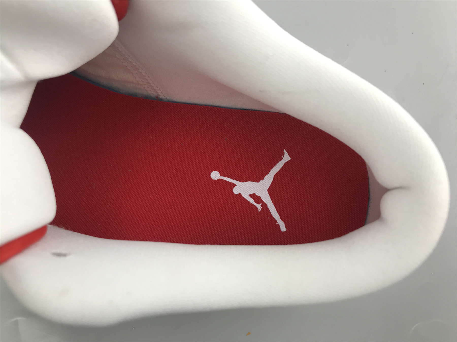 UA AIR JORDAN 1 LOW SE 