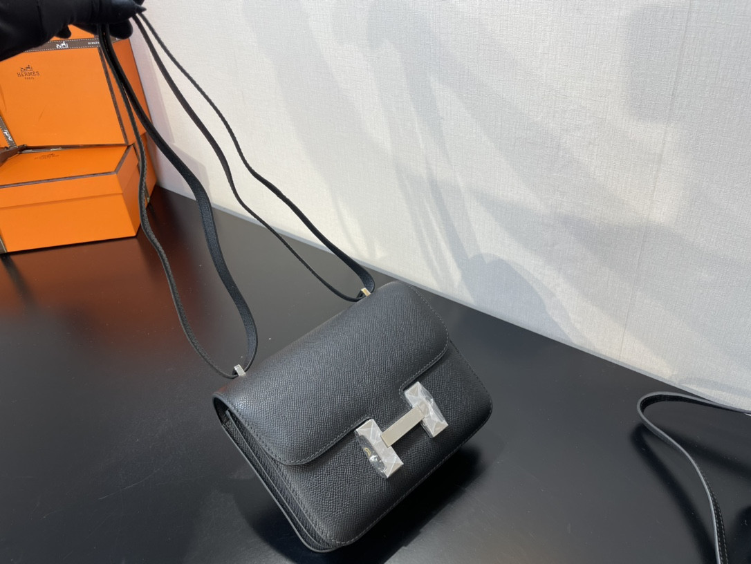 H**me5 Constance 24 Black Epsom 9.4"x5.9"x3"