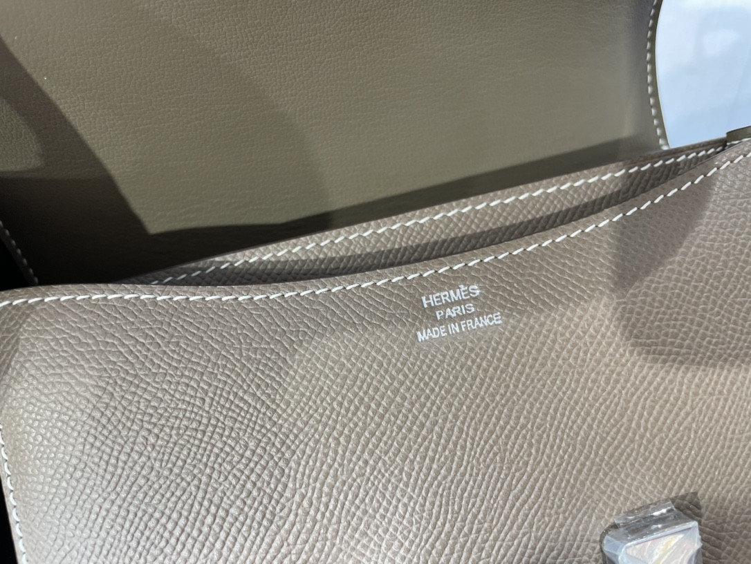 H**me5 Constance 19 Epsom Silver Hardware 7.25" x 6.25" x 2.25"