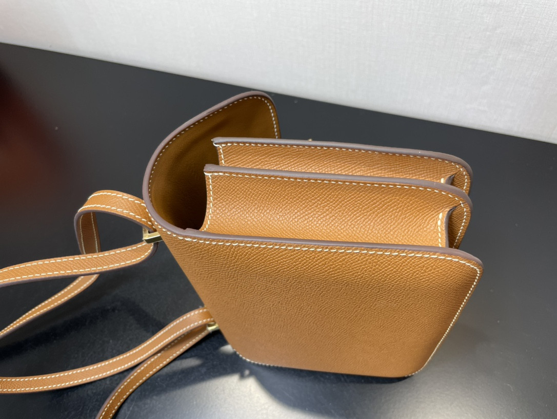 H**me5 Constance 19 Epsom Gold Hardware 7.25" x 6.25" x 2.25"