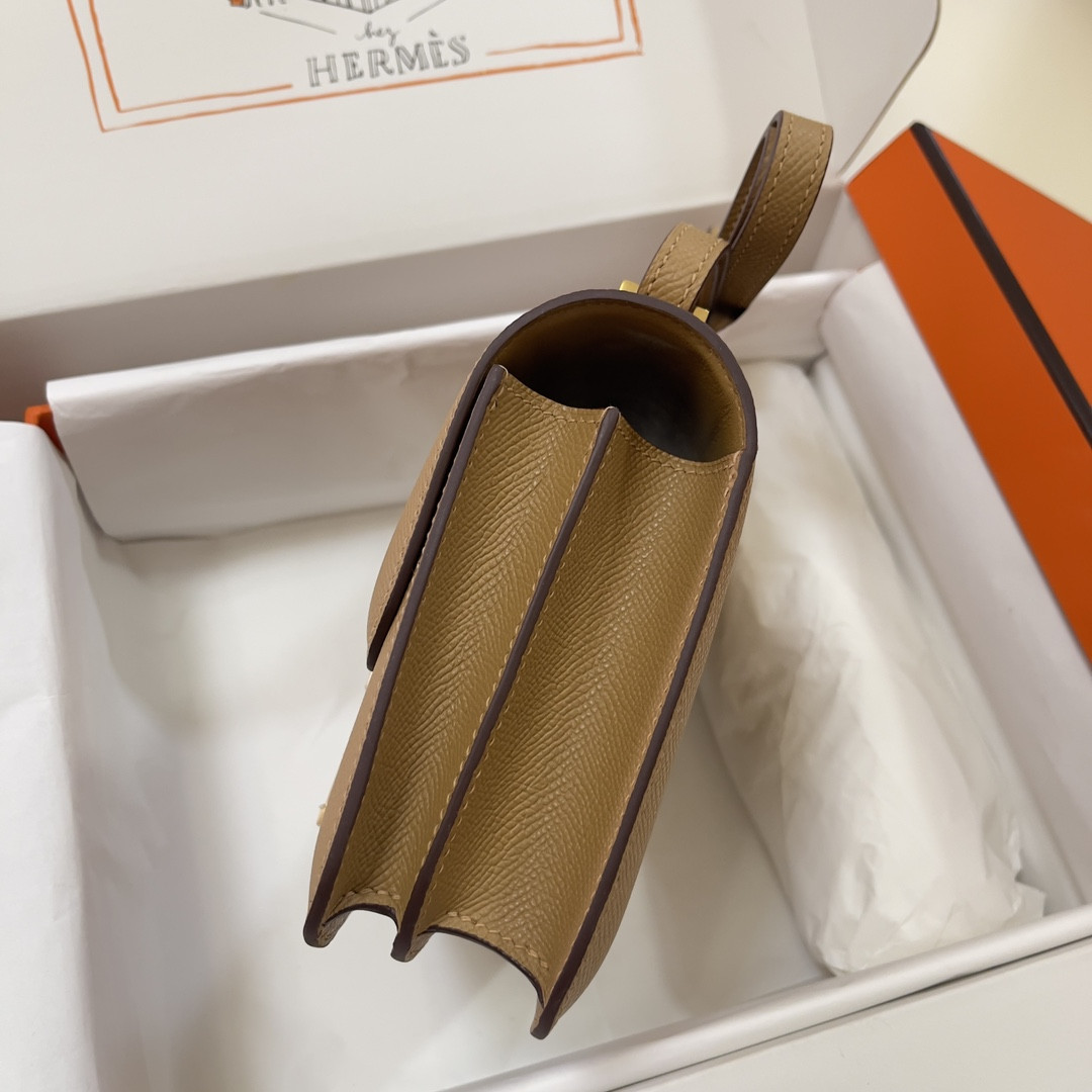 H**me5 Constance 19 Epsom Gold Hardware 7.25" x 6.25" x 2.25"