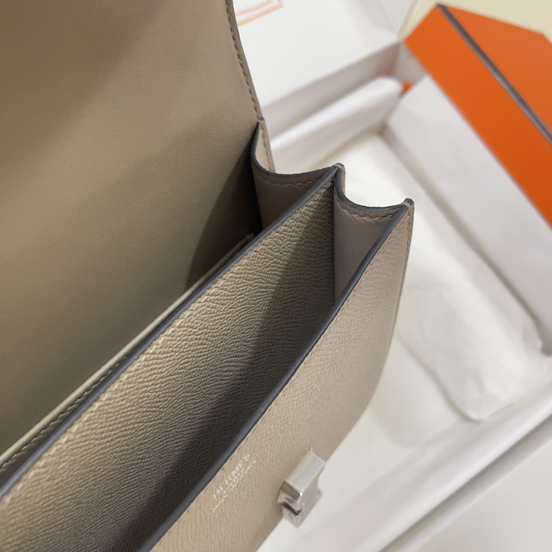 H**me5 Constance 19 Epsom Silver Hardware 7.25" x 6.25" x 2.25"