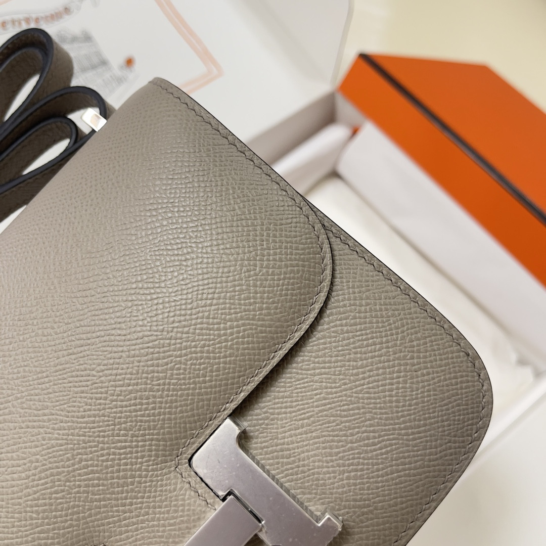 H**me5 Constance 19 Epsom Silver Hardware 7.25" x 6.25" x 2.25"