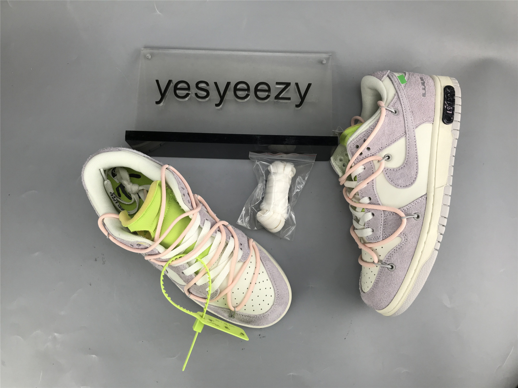 UA NIKE OFF-WHITE X DUNK LOW 