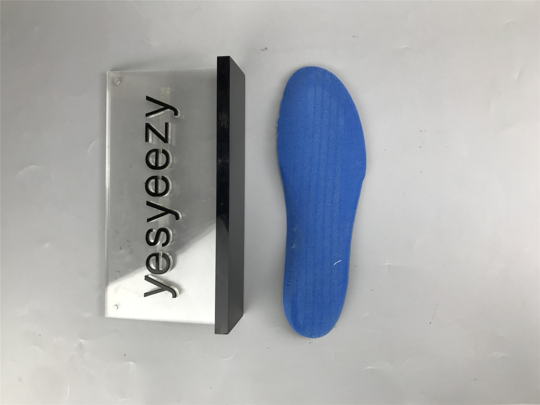 UA NIKE LEBRON 18 EP 