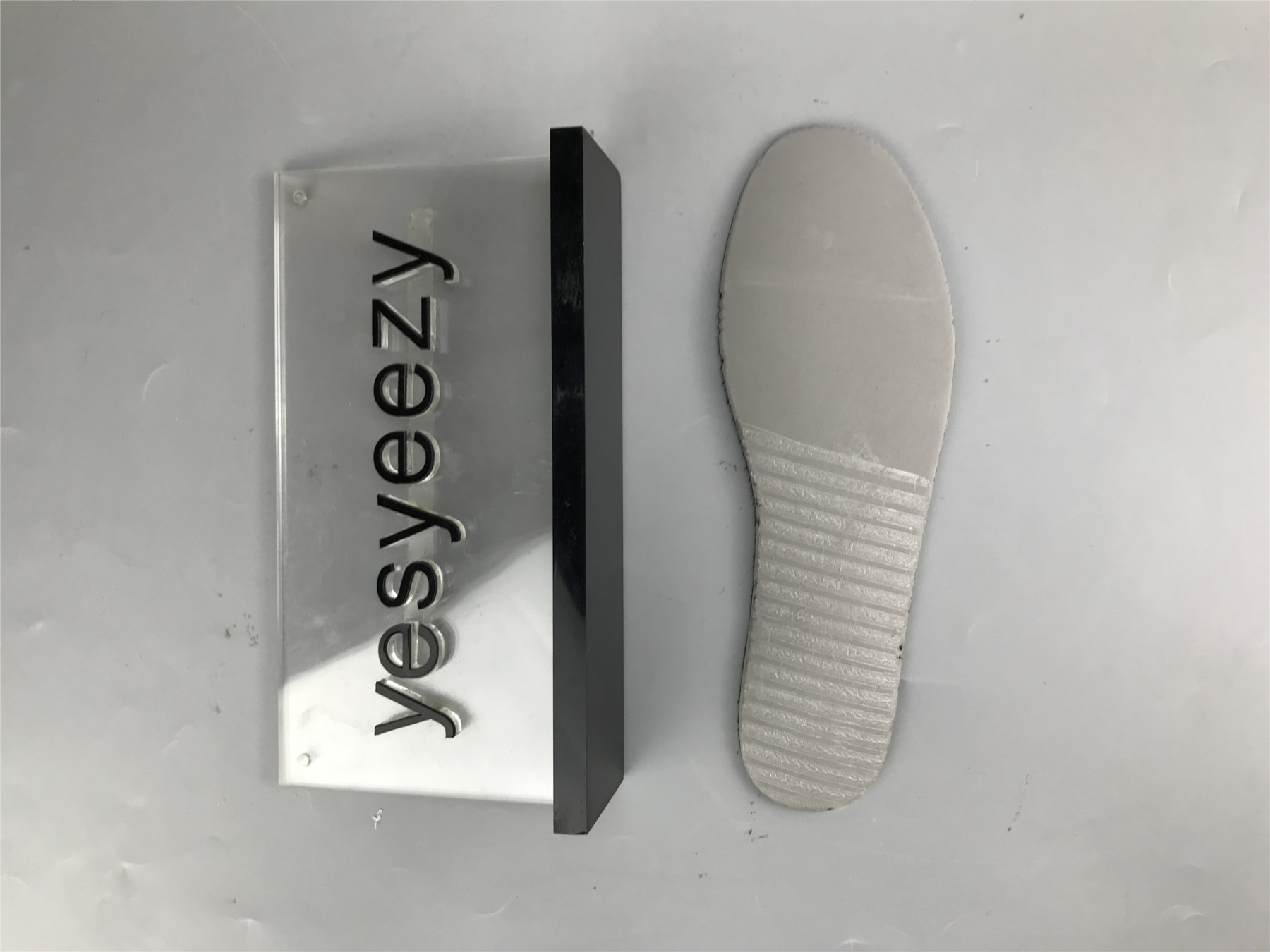 UA NIKE DUNK LOW EMB NBA 75TH ANNIVERSARY - CHICAGO