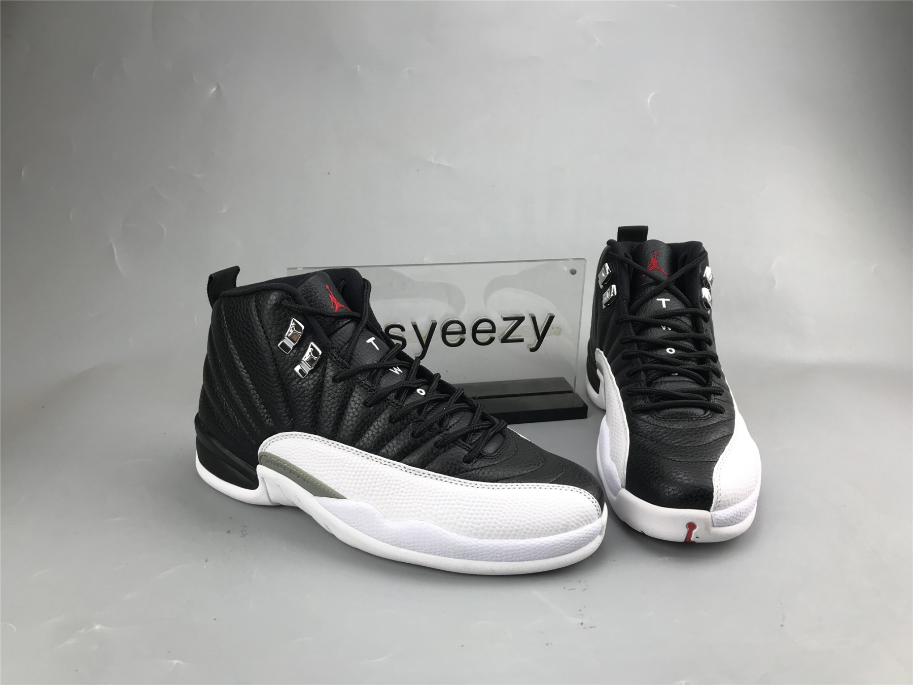 UA AIR JORDAN 12 RETRO 
