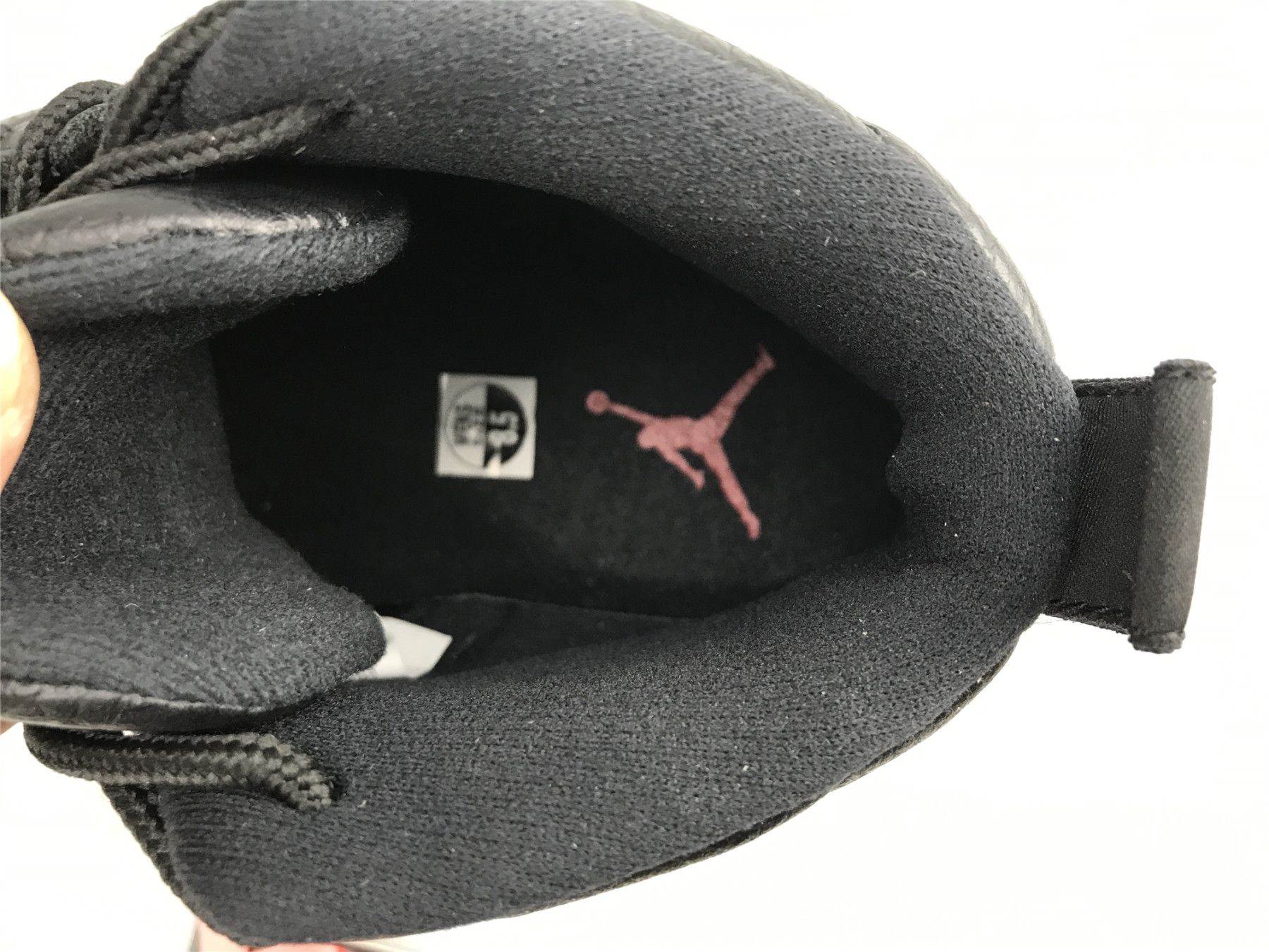 UA AIR JORDAN 12 RETRO 