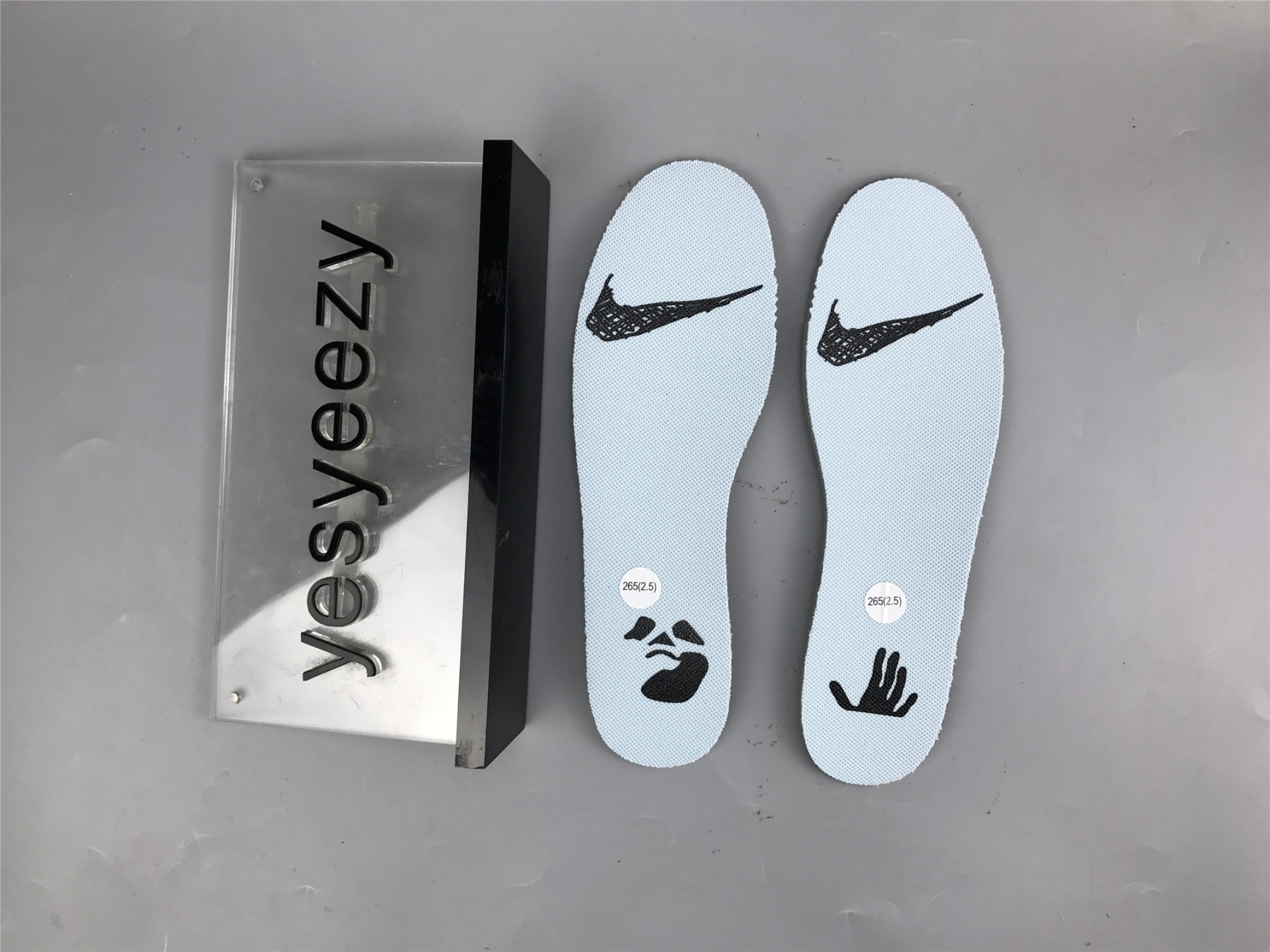 UA NIKE OFF-WHITE X DUNK LOW 