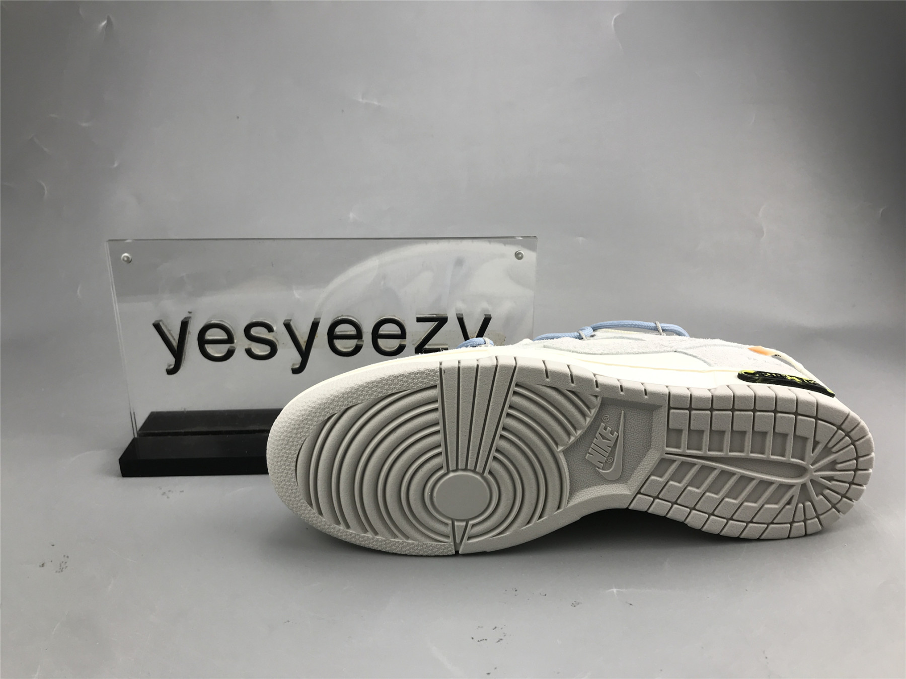 UA NIKE OFF-WHITE X DUNK LOW 