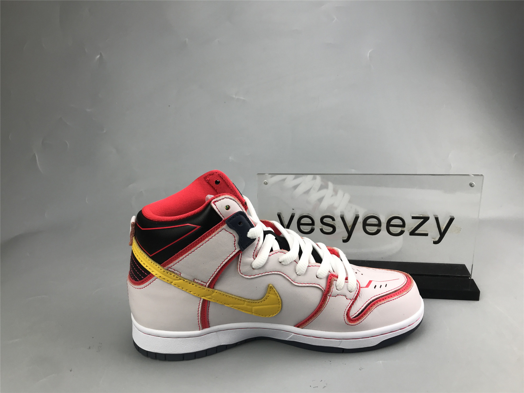 UA GUNDAM X DUNK HIGH SB 